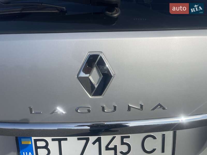 Универсал Renault Laguna 2010 в Киеве