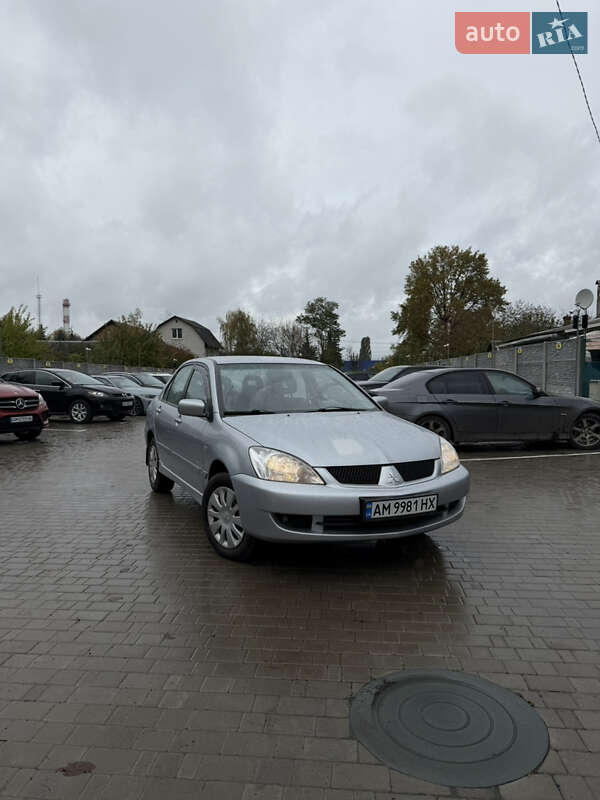Седан Mitsubishi Lancer 2006 в Житомире
