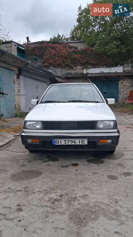 Седан Mitsubishi Lancer 1988 в Светловодске