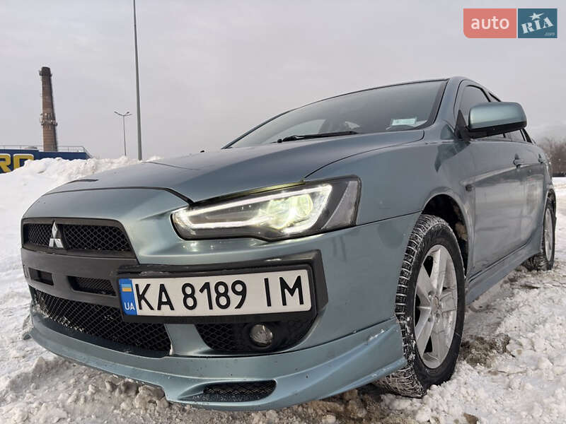 Седан Mitsubishi Lancer 2008 в Львове