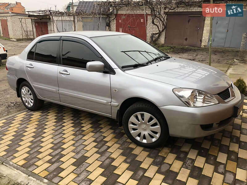 Седан Mitsubishi Lancer 2008 в Николаеве