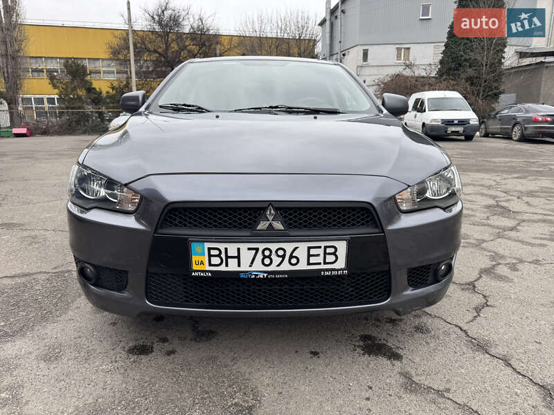 Седан Mitsubishi Lancer 2011 в Одессе Седан Mitsubishi Lancer 2011 в Одессе