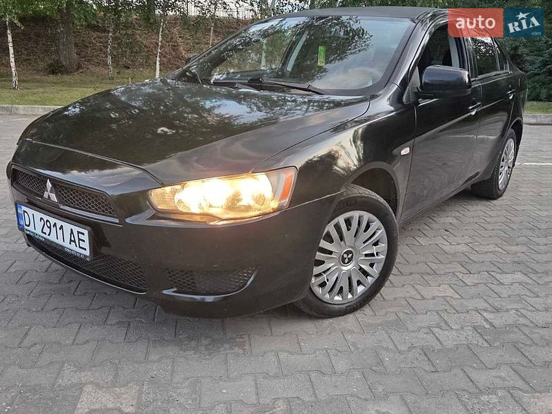 Седан Mitsubishi Lancer 2008 в Павлограде Седан Mitsubishi Lancer 2008 в Павлограде