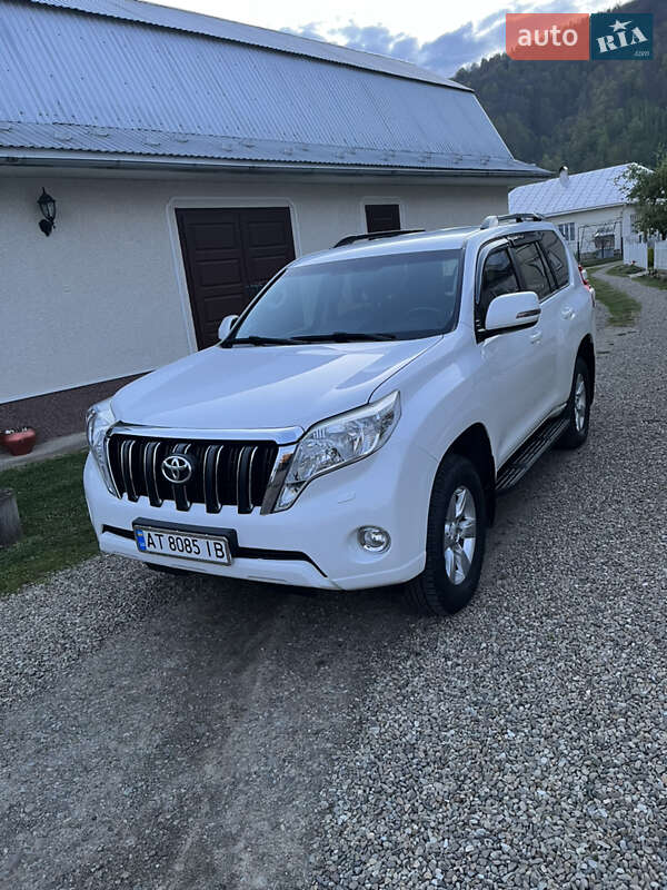 Внедорожник / Кроссовер Toyota Land Cruiser Prado 2013 в Ивано-Франковске