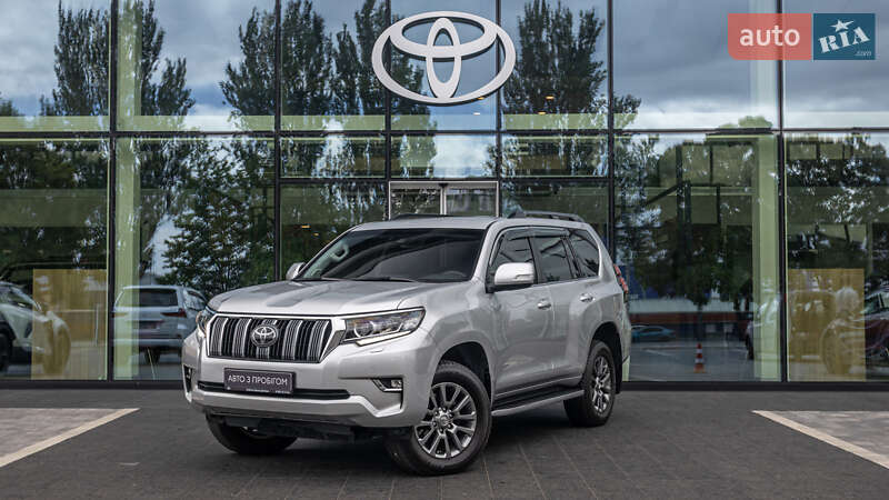 Внедорожник / Кроссовер Toyota Land Cruiser Prado 2018 в Днепре