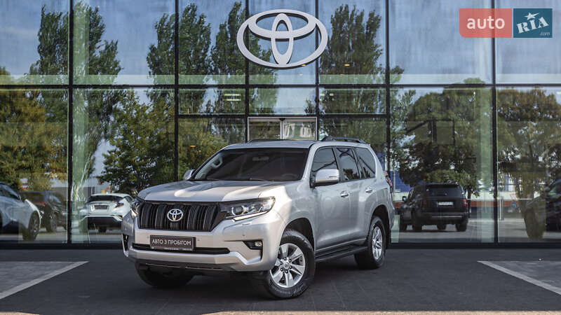 Внедорожник / Кроссовер Toyota Land Cruiser Prado 2019 в Днепре