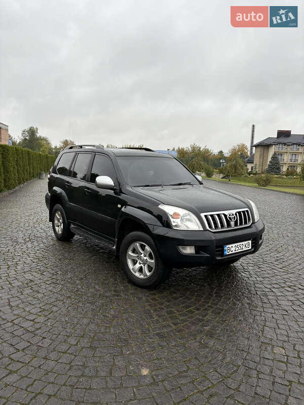 Позашляховик / Кросовер Toyota Land Cruiser Prado 2007 в Жовкві