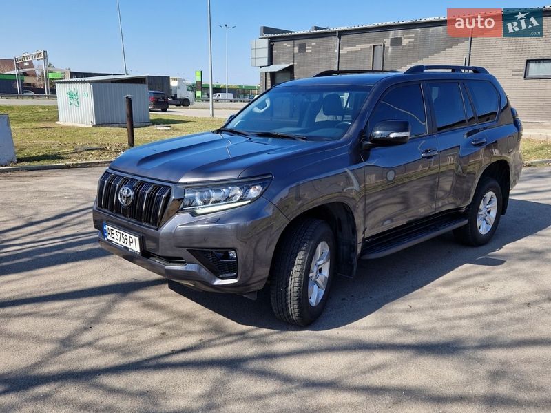 Позашляховик / Кросовер Toyota Land Cruiser Prado 2020 в Дніпрі