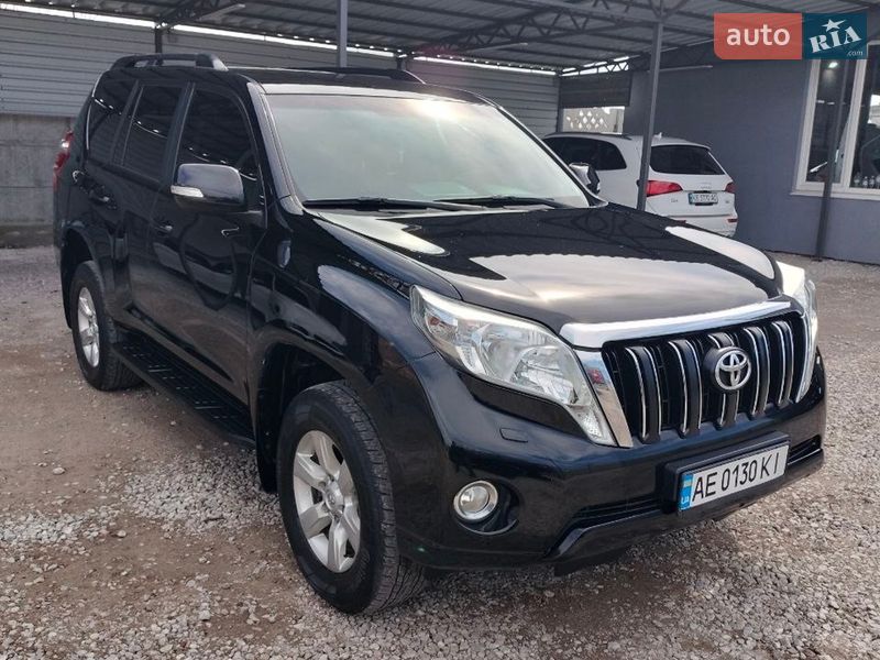 Внедорожник / Кроссовер Toyota Land Cruiser Prado 2014 в Днепре