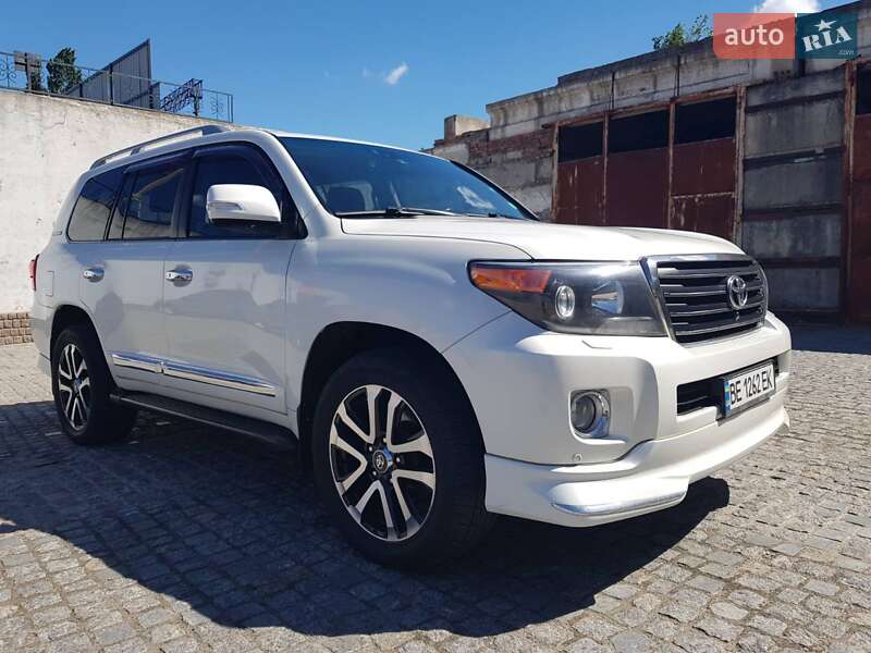 Позашляховик / Кросовер Toyota Land Cruiser 2014 в Первомайську