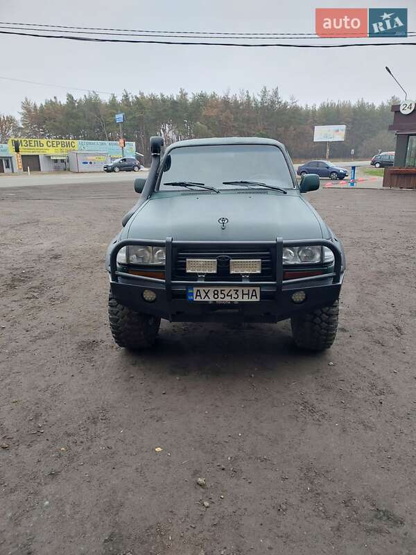 Позашляховик / Кросовер Toyota Land Cruiser 1997 в Чугуєві