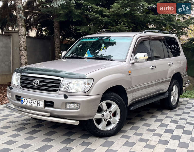 Внедорожник / Кроссовер Toyota Land Cruiser 2003 в Мукачево