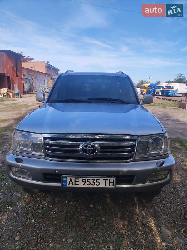 Внедорожник / Кроссовер Toyota Land Cruiser 2006 в Кривом Роге Внедорожник / Кроссовер Toyota Land Cruiser 2006 в Кривом Роге
