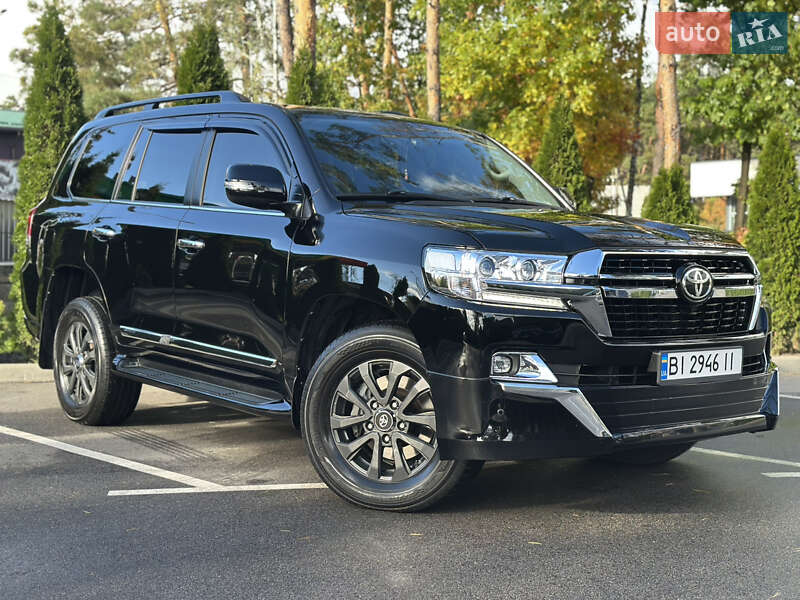 Внедорожник / Кроссовер Toyota Land Cruiser 2019 в Киеве