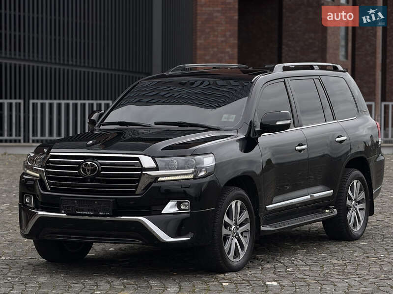 Внедорожник / Кроссовер Toyota Land Cruiser 2017 в Днепре