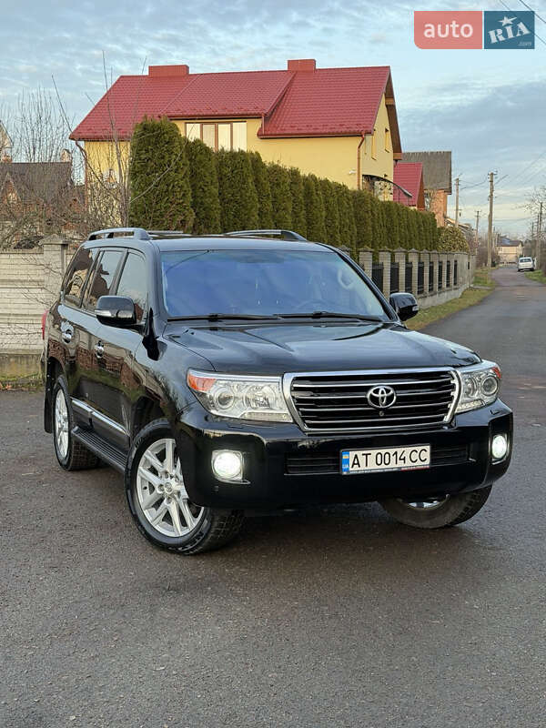 Внедорожник / Кроссовер Toyota Land Cruiser 2012 в Калуше Внедорожник / Кроссовер Toyota Land Cruiser 2012 в Калуше