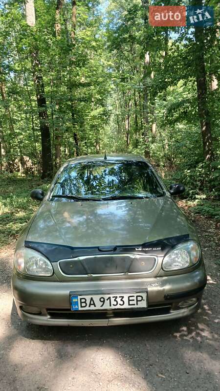 Седан Daewoo Lanos 2004 в Знаменке