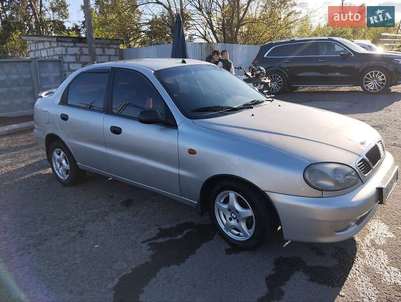 Седан Daewoo Lanos 2003 в Обухове