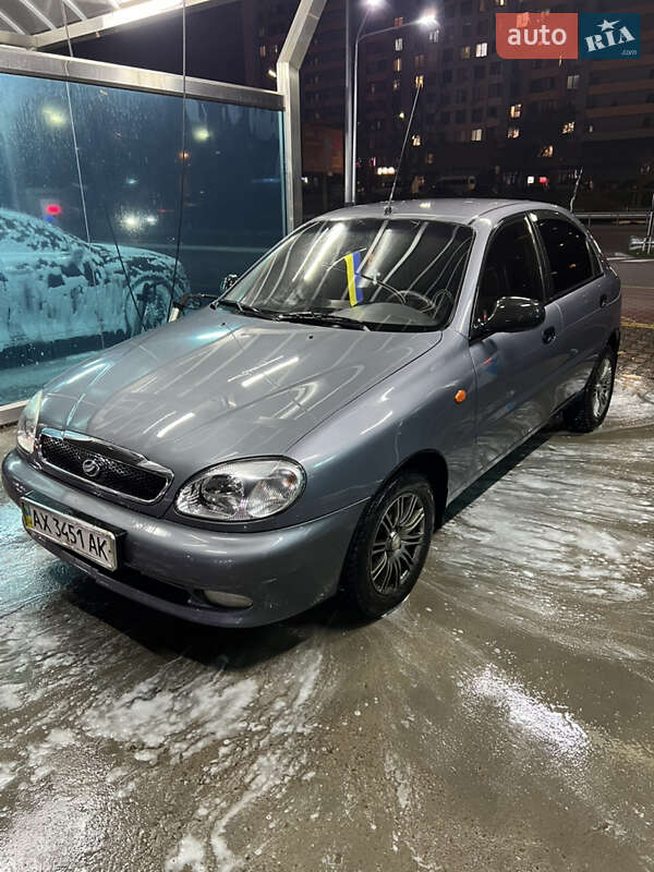 Хэтчбек ЗАЗ Lanos 2010 в Киеве