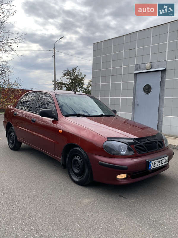 Седан Daewoo Lanos 2005 в Кривом Роге
