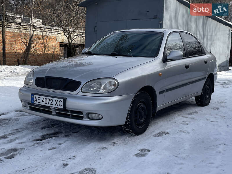 Седан Daewoo Lanos 2002 в Днепре Седан Daewoo Lanos 2002 в Днепре