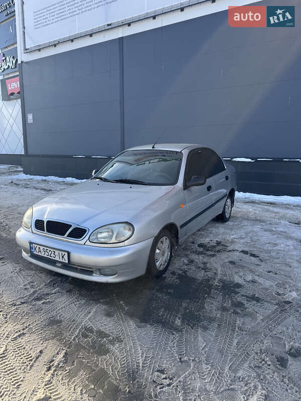 Седан Daewoo Lanos 2006 в Киеве