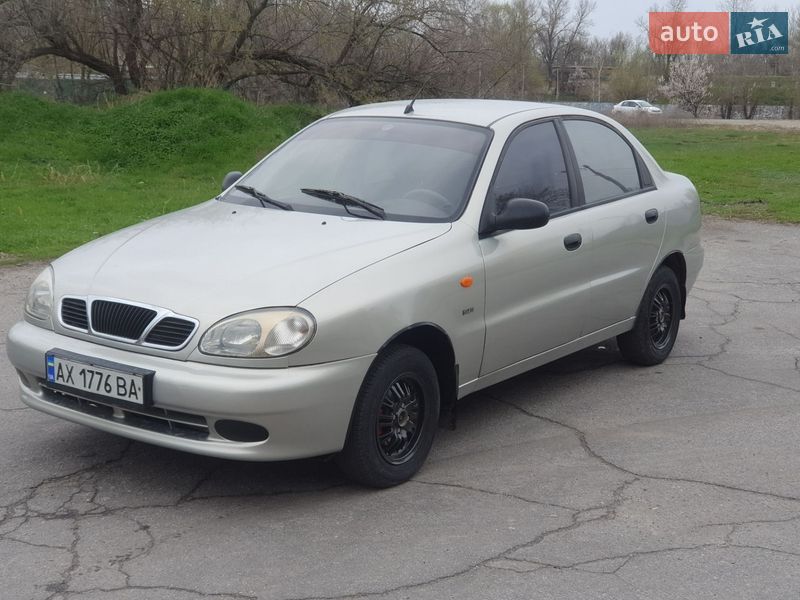 Седан Daewoo Lanos 2005 в Кременчуці