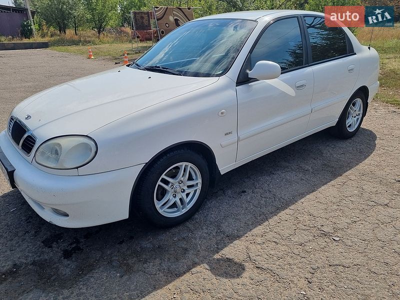 Седан Daewoo Lanos 2001 в Краматорске