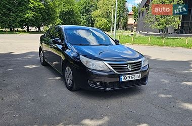 Седан Renault Latitude 2011 в Києві