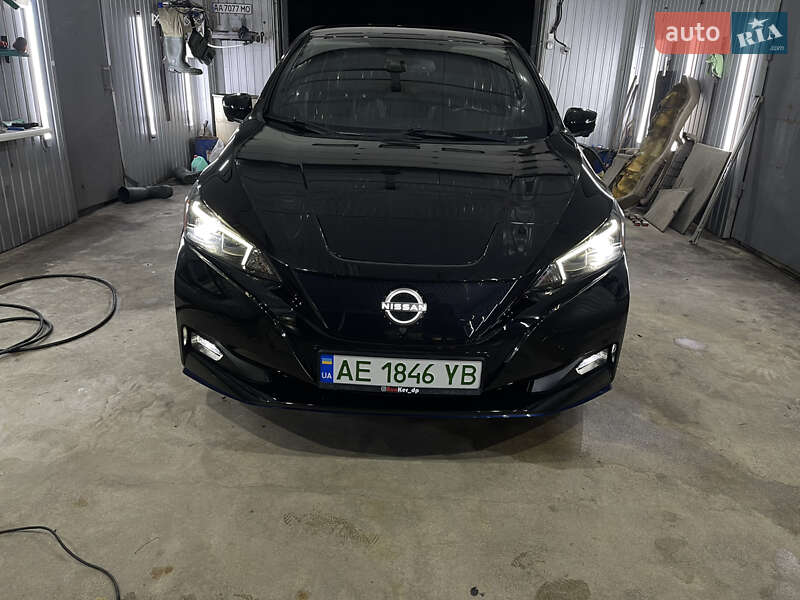Хэтчбек Nissan Leaf 2019 в Днепре