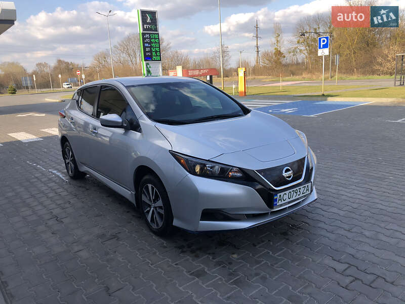 Хэтчбек Nissan Leaf 2020 в Киверцах