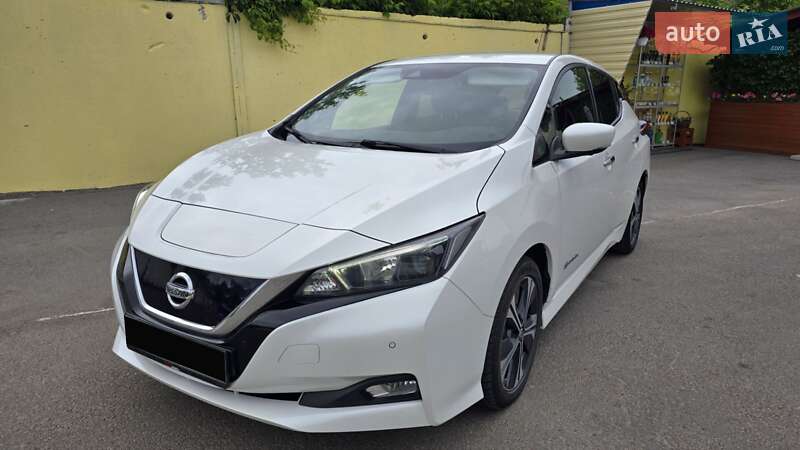 Хэтчбек Nissan Leaf 2018 в Харькове