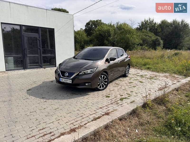 Хэтчбек Nissan Leaf 2018 в Жмеринке