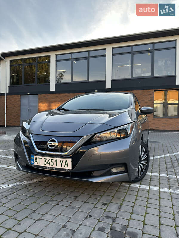 Хэтчбек Nissan Leaf 2022 в Коломые