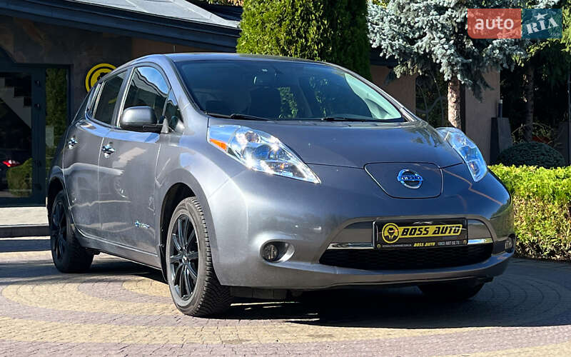 Хэтчбек Nissan Leaf 2014 в Львове Хэтчбек Nissan Leaf 2014 в Львове