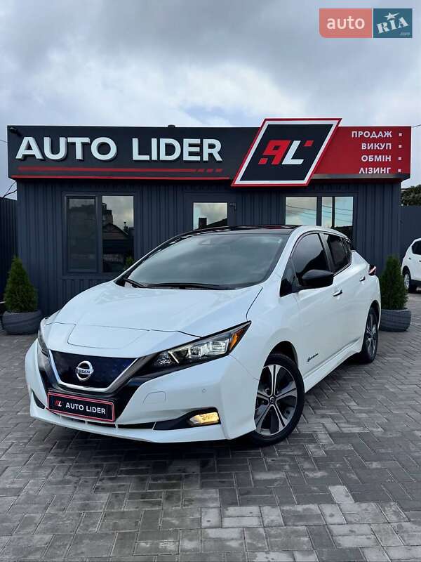 Хэтчбек Nissan Leaf 2019 в Кропивницком