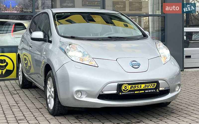 Хэтчбек Nissan Leaf 2013 в Ивано-Франковске Хэтчбек Nissan Leaf 2013 в Ивано-Франковске