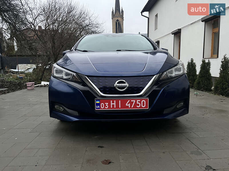 Хэтчбек Nissan Leaf 2018 в Луцке