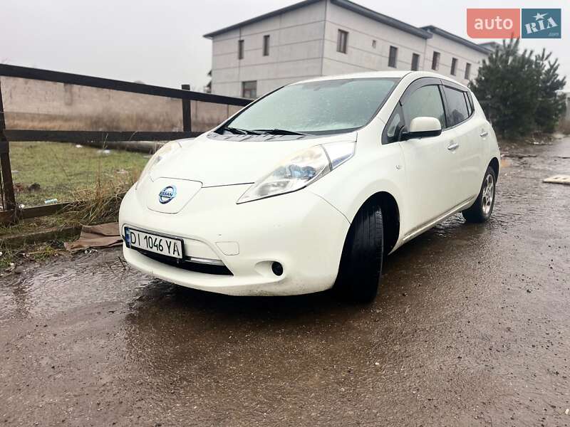 Хэтчбек Nissan Leaf 2012 в Одессе