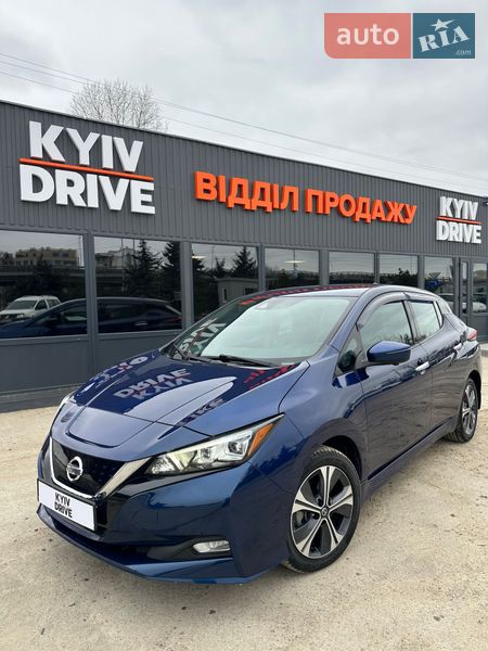 Хетчбек Nissan Leaf 2020 в Києві
