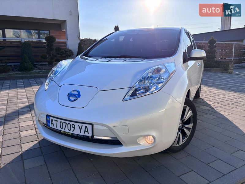 Хэтчбек Nissan Leaf 2014 в Стрые
