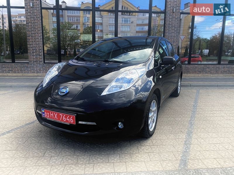 Хэтчбек Nissan Leaf 2016 в Ивано-Франковске