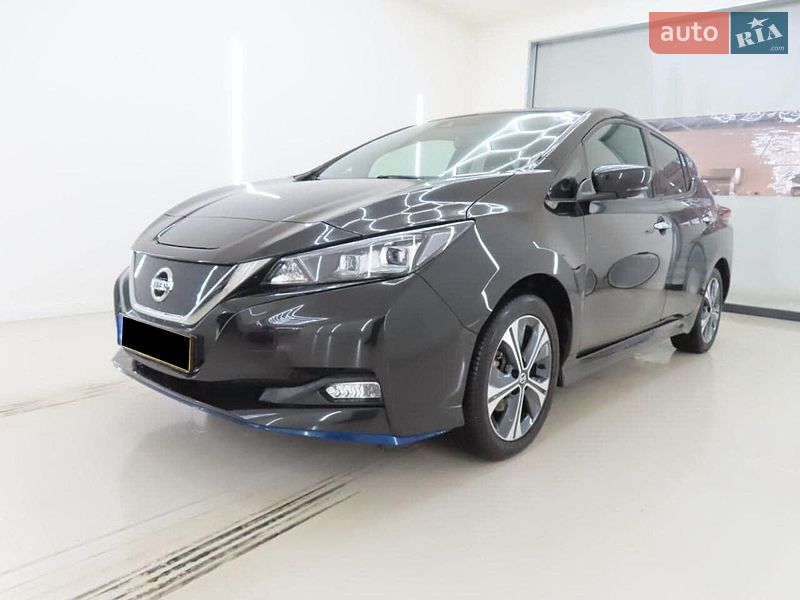 Хетчбек Nissan Leaf 2020 в Хмельницькому