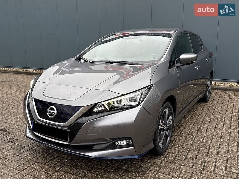 Хэтчбек Nissan Leaf 2020 в Хмельницком Хэтчбек Nissan Leaf 2020 в Хмельницком