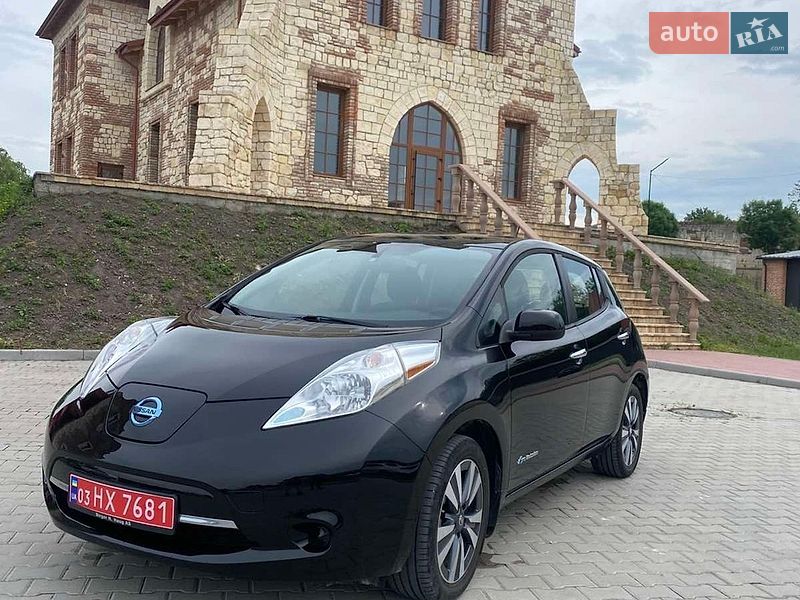 Хэтчбек Nissan Leaf 2016 в Бережанах