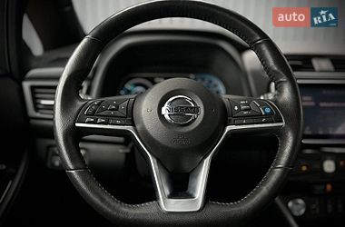Хэтчбек Nissan Leaf 2020 в Николаеве Хэтчбек Nissan Leaf 2020 в Николаеве
