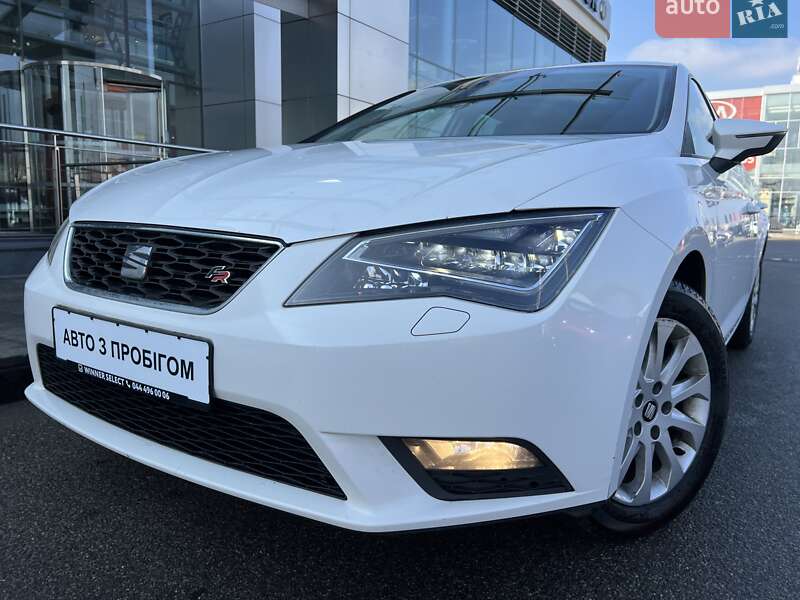 Хэтчбек SEAT Leon 2016 в Киеве