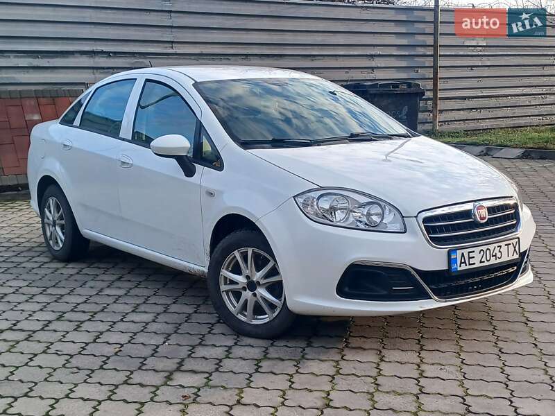 Седан Fiat Linea 2013 в Павлограде Седан Fiat Linea 2013 в Павлограде
