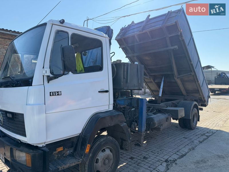 Самосвал Mercedes-Benz LN-Series 1996 в Луцке Самосвал Mercedes-Benz LN-Series 1996 в Луцке
