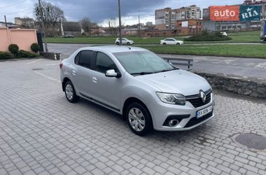 Седан Renault Logan 2017 в Хмельницькому Седан Renault Logan 2017 в Хмельницькому